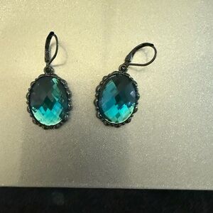 Chic Teal Oval Earrings